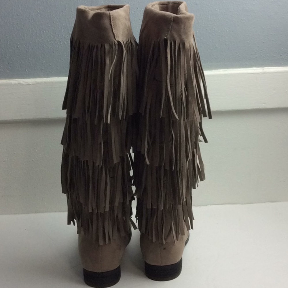 Akira Ladies Brown Suede Fringe Calf Boot Sz US 7 - Picture 4 of 8